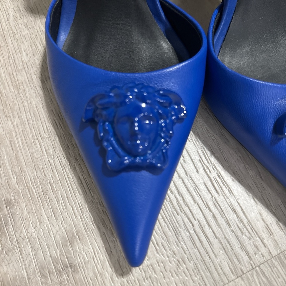 Versace Cobalt Blue Pointed Slingback Heels with Medusa Motif - Picture 2 of 5